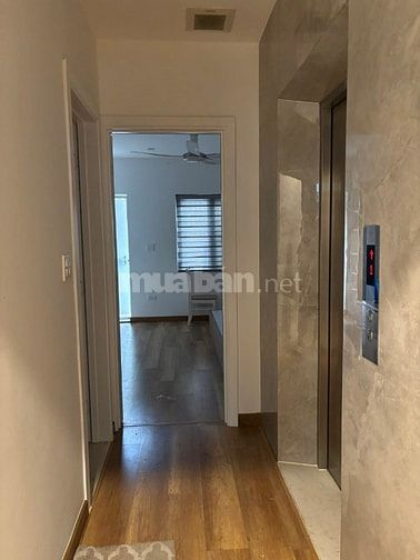 SIÊU HIẾM - XUÂN LA - PHÂN LÔ - THANG MÁY -  THOÁNG TRƯỚC SAU - GARA  SIÊU HIẾM - XUÂN LA - PHÂN LÔ - THANG MÁY -  THOÁNG TRƯỚC SAU - GARA