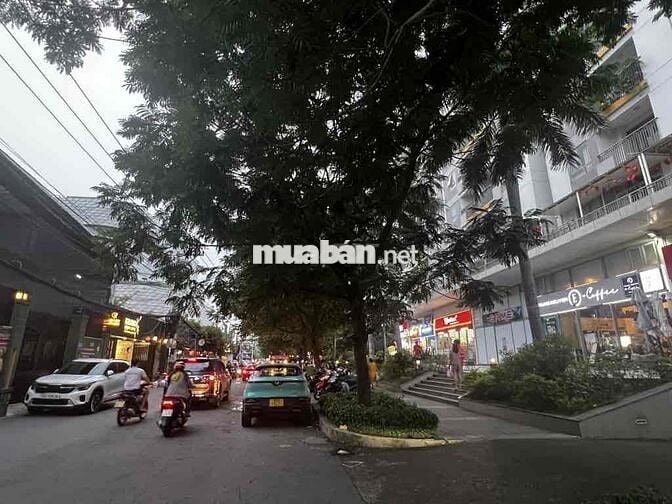 HÀNG HIẾM LÔ ĐẤT NGAY SÁT GIGAMALL