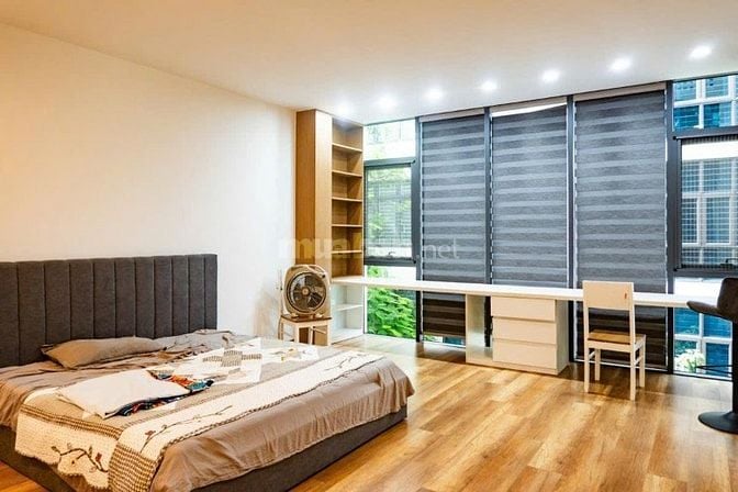 SIÊU HIẾM - XUÂN LA - PHÂN LÔ - THANG MÁY -  THOÁNG TRƯỚC SAU - GARA 