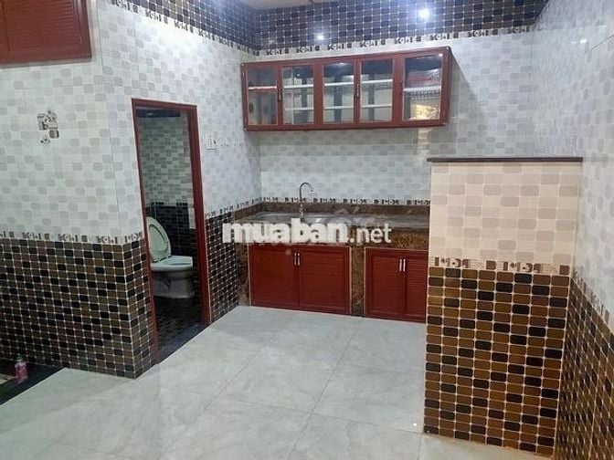 Nhà hẻm Nguyễn Phúc Chu. P.15. Tân Bình 4.2x13.5m; 3PN 3WC; 14tr (TL)
