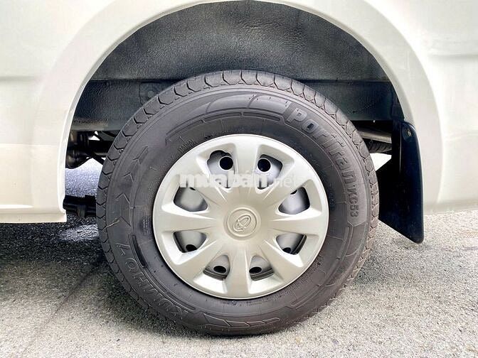 Xe tải van 945kg Tera V6 2S 2024 chạy lướt 650km