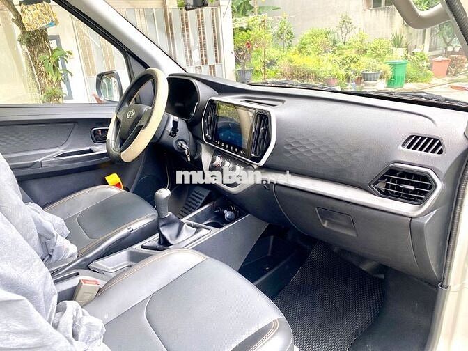 Xe tải van 945kg Tera V6 2S 2024 chạy lướt 650km