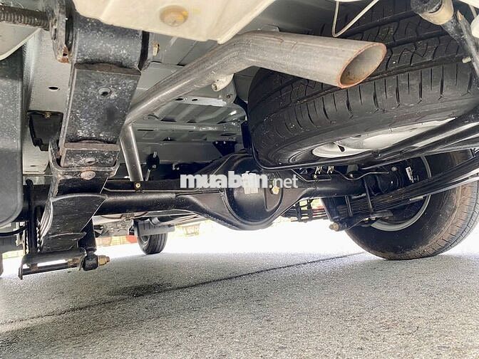 Xe tải van 945kg Tera V6 2S 2024 chạy lướt 650km