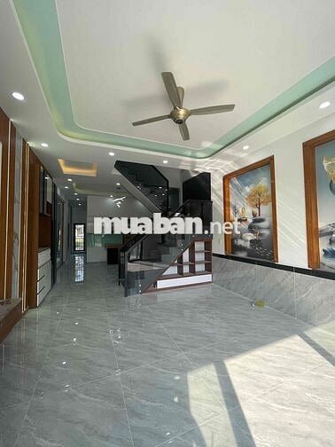 nhà mới xây sổ riêng hoàn công giá rẻ gần chợ hoá an. dt 75m2 giá 3tỷ3