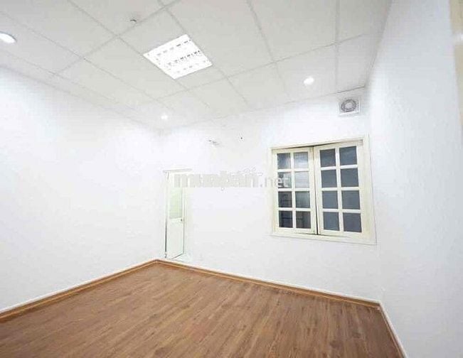 ✅ Cho Thuê Nhà 8PN 4 Lầu 360m2 DTSD Mặt Tiền Hoàng Diệu_Quận 4