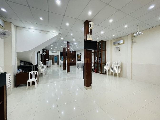 KHU VIP NGUYỄN MINH HOÀNG K300- MẶT TIỀN VĂN PHÒNG 5 TẦNG 160m2(8x20m)