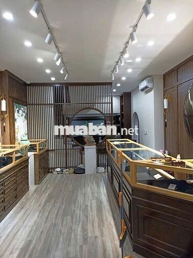 Cho Thuê Nhà Đường Hoa Hồng, Phú Nhuận ( Ngang 4.5m - Nhà Đẹp )