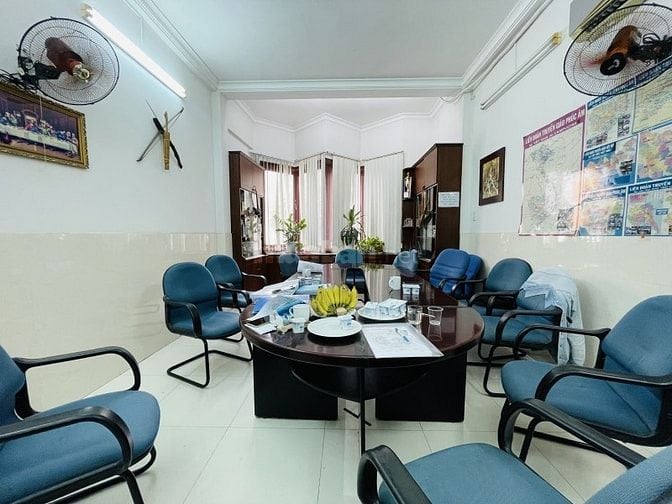 KHU VIP NGUYỄN MINH HOÀNG K300- MẶT TIỀN VĂN PHÒNG 5 TẦNG 160m2(8x20m)