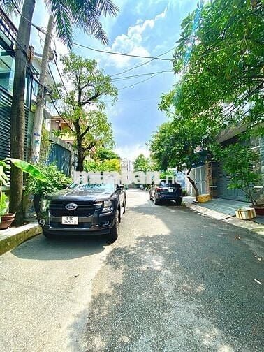 Bán đất 1 sẹc Đặng Thùy Trâm. DT: 4,2x20m. (84m2). Hẻm 9m có vỉa hè