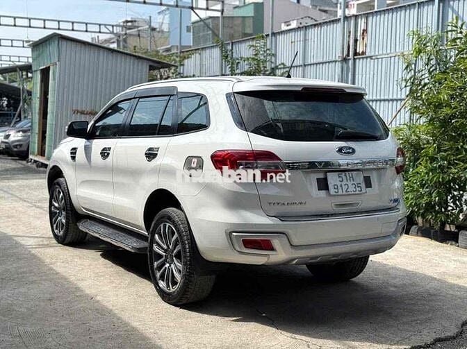 EVEREST 2021 titanium chuẩn 7 VẠN ,CHUẨN KM HT VAY