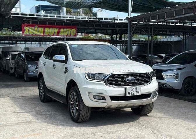 EVEREST 2021 titanium chuẩn 7 VẠN ,CHUẨN KM HT VAY