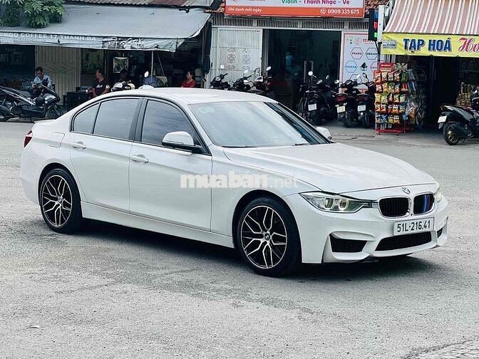 BMW 3 Series 2013 320i - 120 km