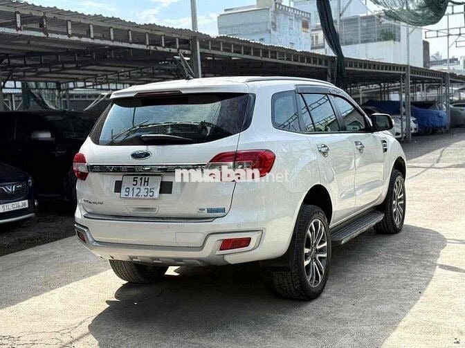 EVEREST 2021 titanium chuẩn 7 VẠN ,CHUẨN KM HT VAY