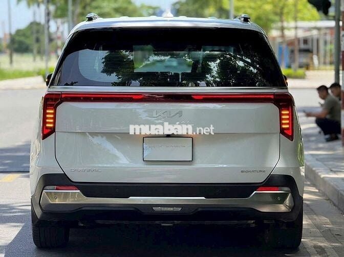 Kia Carnival 2025 Signature 1.6 Turbo HEV 7S