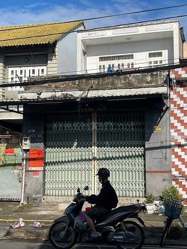 Bán nhà mặt tiền đường Phạm Thế Hiển 