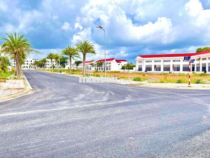 Kẹt tiền cần ra gấp! Bán gấp lô đất ngay cổng Khu công nghệ cao BD