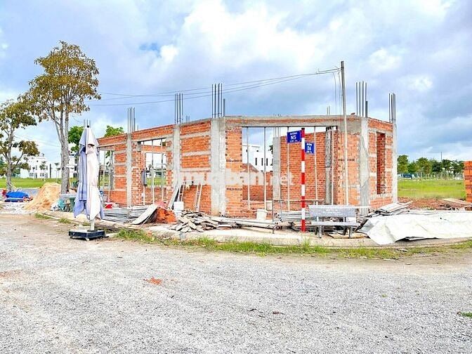 Kẹt tiền cần ra gấp! Bán gấp lô đất ngay cổng Khu công nghệ cao BD