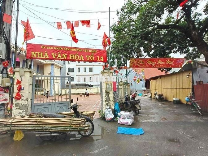 cần bán  lô đấtvthoor cư tổ 14 yên nghĩa hà đông