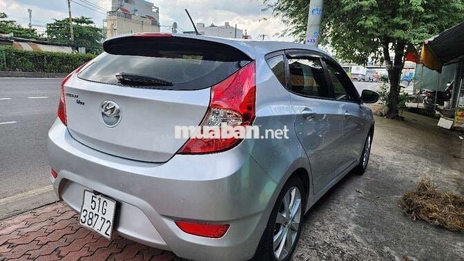 Acent Blue 2015 1.4 AT Hatchback - 97000 km