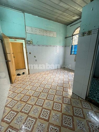 Phòng trọ quận 8 có bếp, cửa sổ thoáng mát và có camera an ninh 24/7