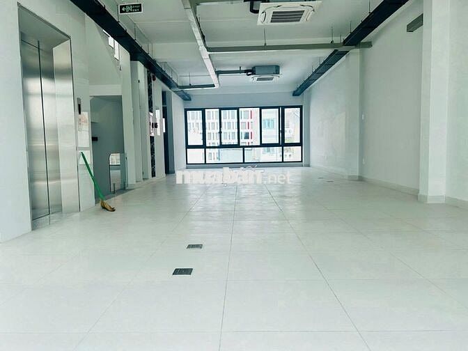 CHO THUÊ NHÀ HOÀNG HOA THÁM NGAY GA T3_ 8X20_ TRỆT 4 LẦU THANG MÁY.