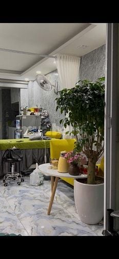 Bán căn hộ tầng 1 D1 Thành Công, ô tô đỗ cửa, vừa ở vừa kd 