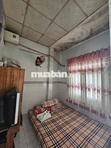 Nhà Mã Lò, 40m2, 4x10m, 2 tầng, 3 Pn, HXH, giá nhỉnh 4 tỷ