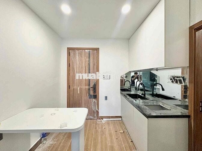 CĂN HỘ 1PN FULL NỘI THẤT CÒN MỚI 100% CHỢ BÀ CHIỂU .