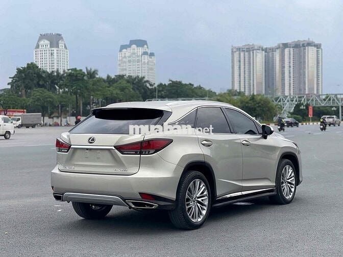Lexus RX350 model 2021 màu vàng cát siêu đẹp