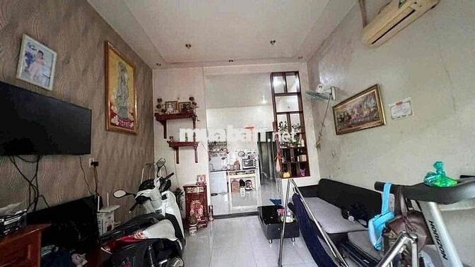 BÁN NHÀ GẦN CHỢ BÌNH NHÂM GIÁP LÁI THIÊU