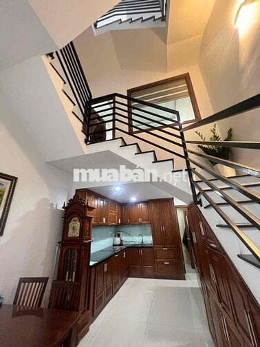 nhà 3 tầng kiệt ô tô nguyễn tất thành  nhà xây kiên cố