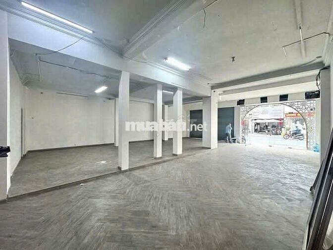NGUYÊN CĂN ĐƯỜNG C1 , DIỆN TÍCH 8X20M TRÊT 3 LẦU 6 PHÒNG