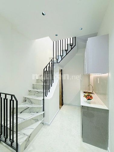 Bán Nhà Mới vào ở liền khu P9.Q8.Nhà cách mặt tiền Nguyễn Duy chỉ 50M
