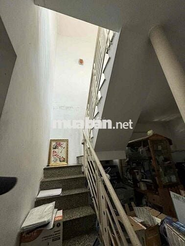NHÀ ĐẸP GẦN NGUYỄN ẢNH THỦ BÀ ĐIỂM HƠN 80M2 GIÁ SIÊU RẺ
