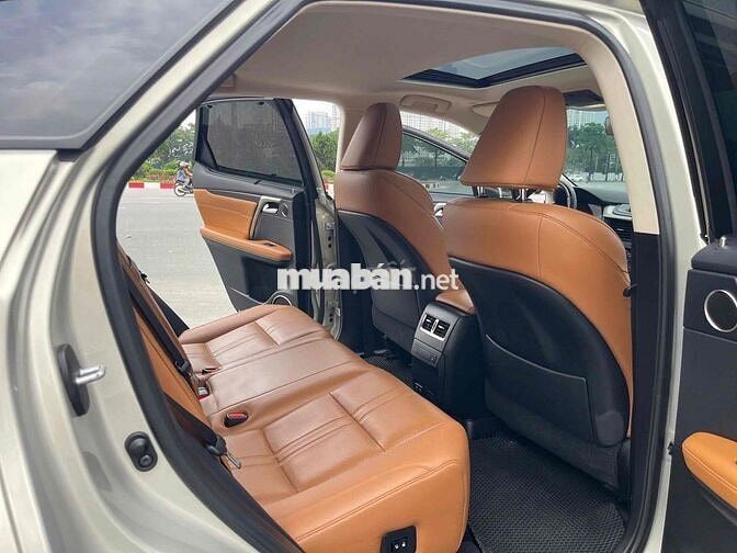 Lexus RX350 model 2021 màu vàng cát siêu đẹp