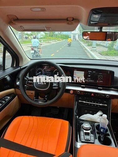 KIA CARNIVAL 2022 PREMIUM 8 CHỖ, MÁY DẦU.