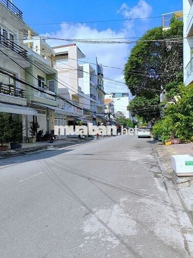 Khủng nhà dt 7,5x15m mặt tiền đường số p.Tân Quy Giá Chỉ 10,9 tỷ