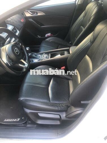 Mazda 3 2018 1.5 AT Sedan - 13000 km