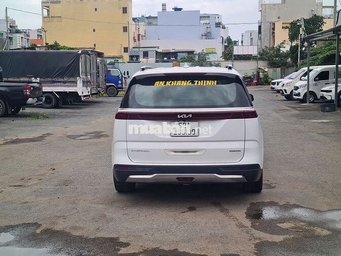 KIA CARNIVAL 2022 PREMIUM 8 CHỖ, MÁY DẦU.
