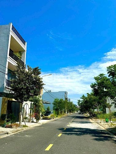 Bán đất Mt Đông Trà 2, 100m2 gần FPT hợp xây trọ, Hoà Hải Ngũ Hành Sơn