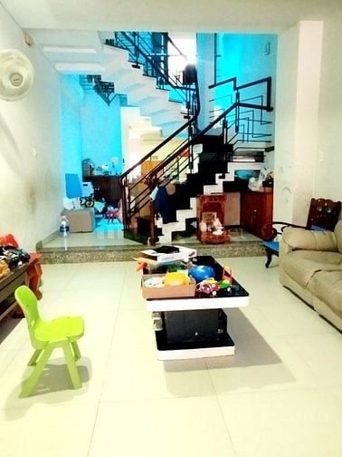 Nhà 4 lầu 4x20m đường nội khu Cao Lỗ phường 4 quận 8 