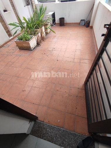 Nhà 4 lầu 4x20m đường nội khu Cao Lỗ phường 4 quận 8 
