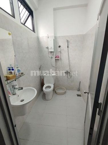 Nhà 4 lầu 4x20m đường nội khu Cao Lỗ phường 4 quận 8 