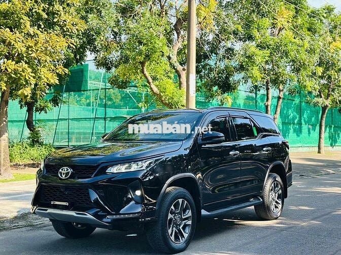 Toyota Fortuner 2022 Legender 2.4 4x2 AT_ 1 chủ