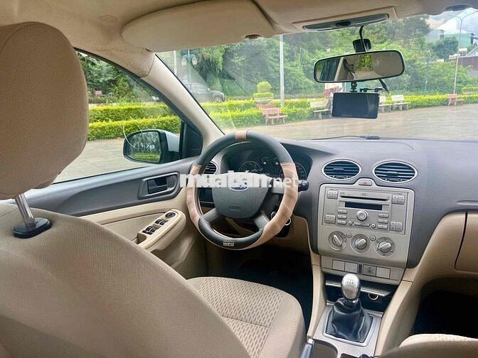 Ford Focus 2012 1.8 MT - 48000 km đẹp k đối thủ