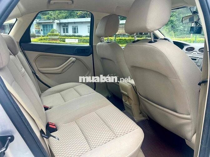 Ford Focus 2012 1.8 MT - 48000 km đẹp k đối thủ