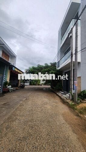 70M2 ĐẤT MẶT TIỀN BIỂN NINH CHỮ, GIÁ 1TY4, HƯỚNG NAM, ĐƯỜNG 10M, PR-NT