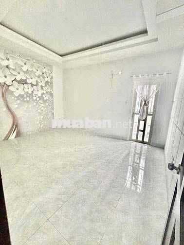 Nhà 2 Mặt Tiền Hẻm Đình Nghi Xuân (4,5x18m) 4 Phòng - 5 WC