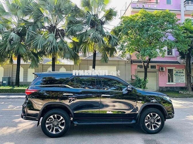 Toyota Fortuner 2022 Legender 2.4 4x2 AT_ 1 chủ