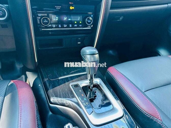 Toyota Fortuner 2022 Legender 2.4 4x2 AT_ 1 chủ